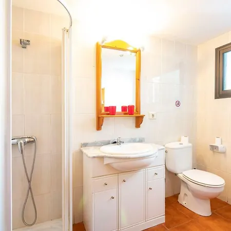 Old Town Harbour Apartment *